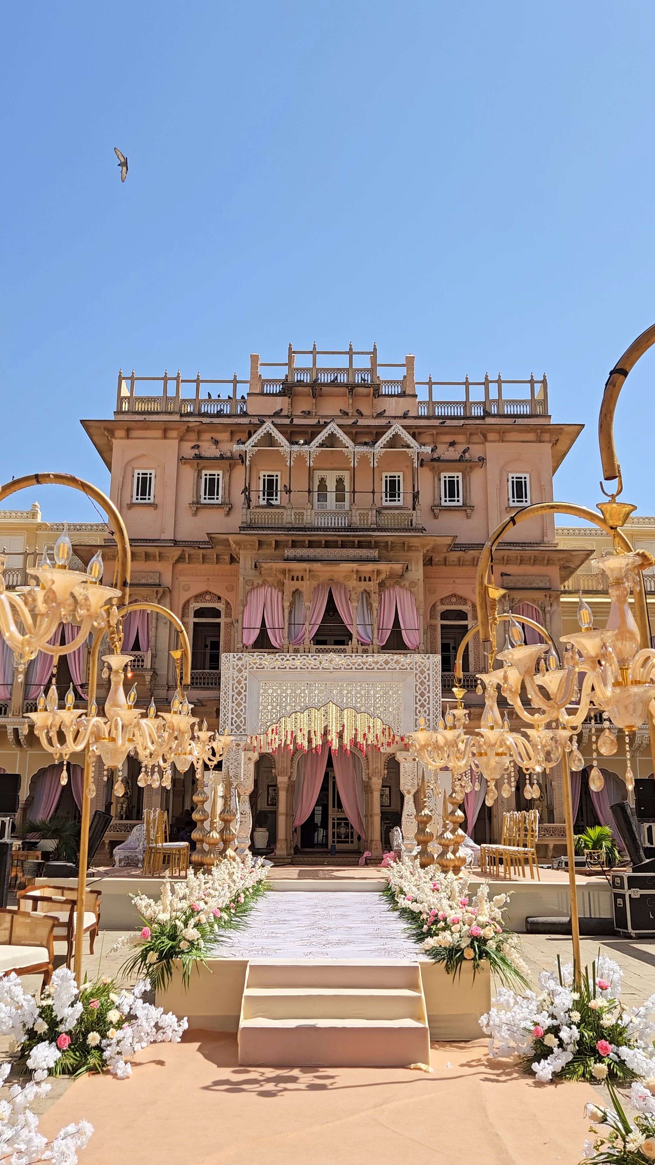 Grand Palatial Wedding thumbnail 3