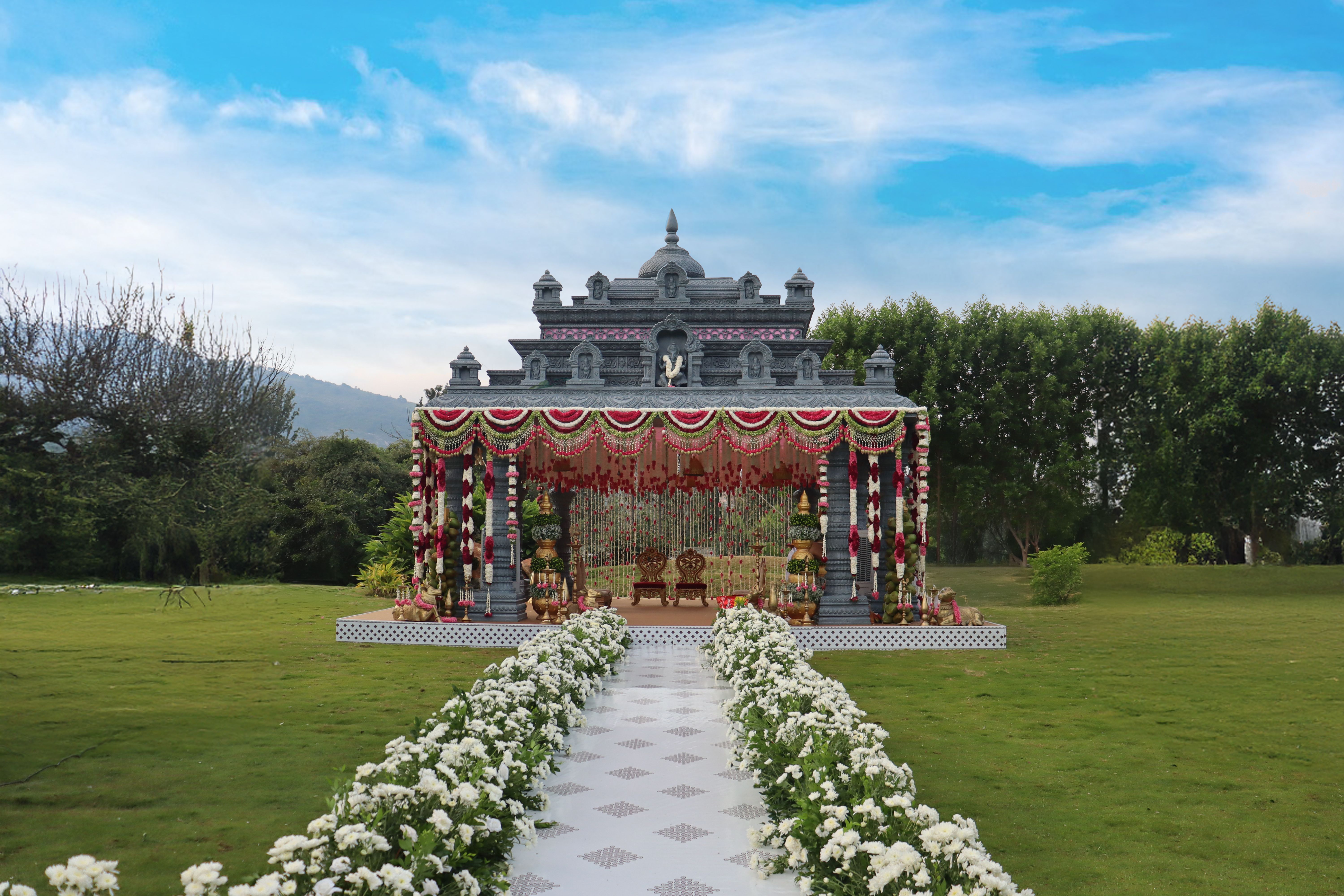 Beautiful wedding setup - Meragi