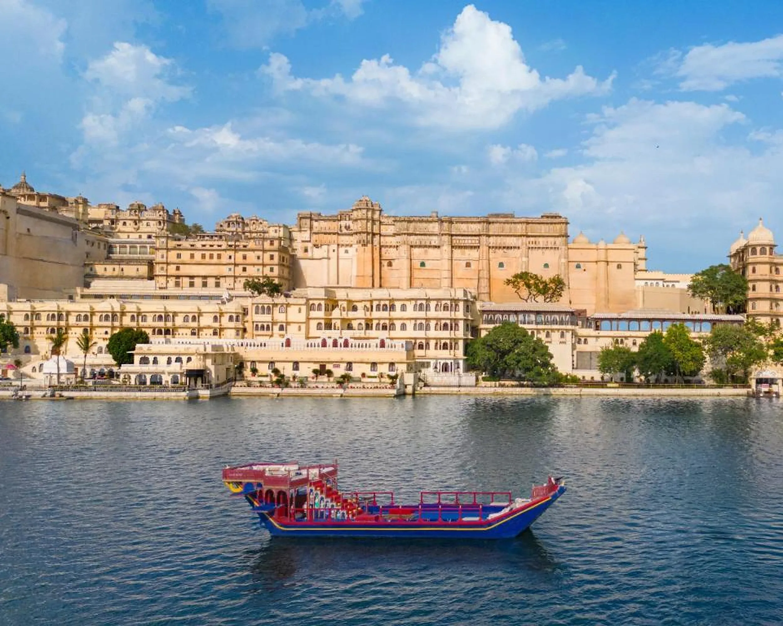 Taj Fateh Prakash Palace